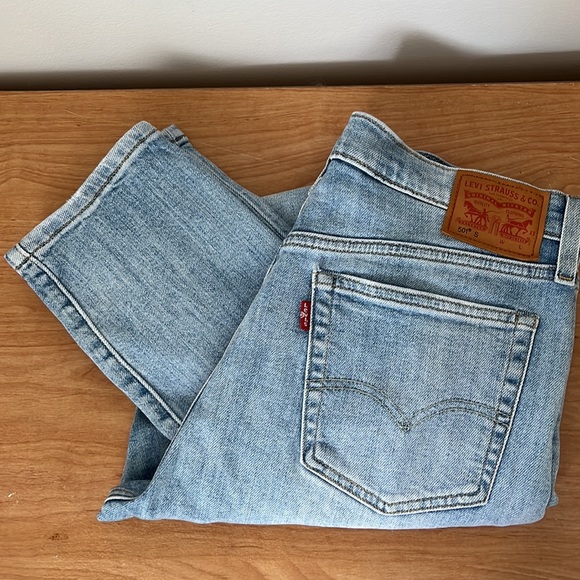 LEVIS 501 Jeans - Picture 2 of 12
